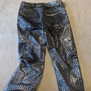 Burton dry ride snowboarding pants "the white collection"